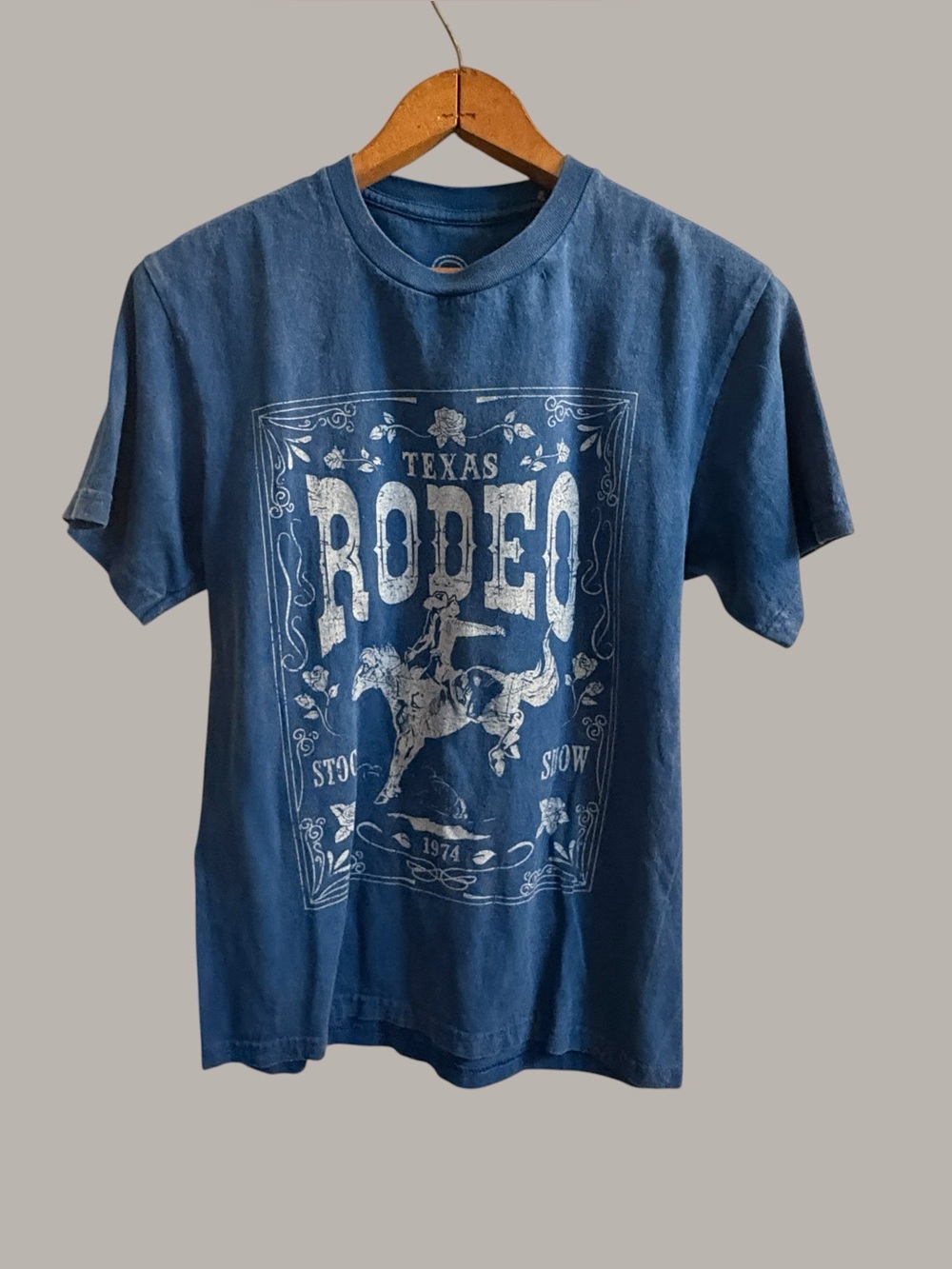 Texas Rodeo 1974 T Shirt Blue Western Cowboy Bronco Stock Show Graphic Tee S
